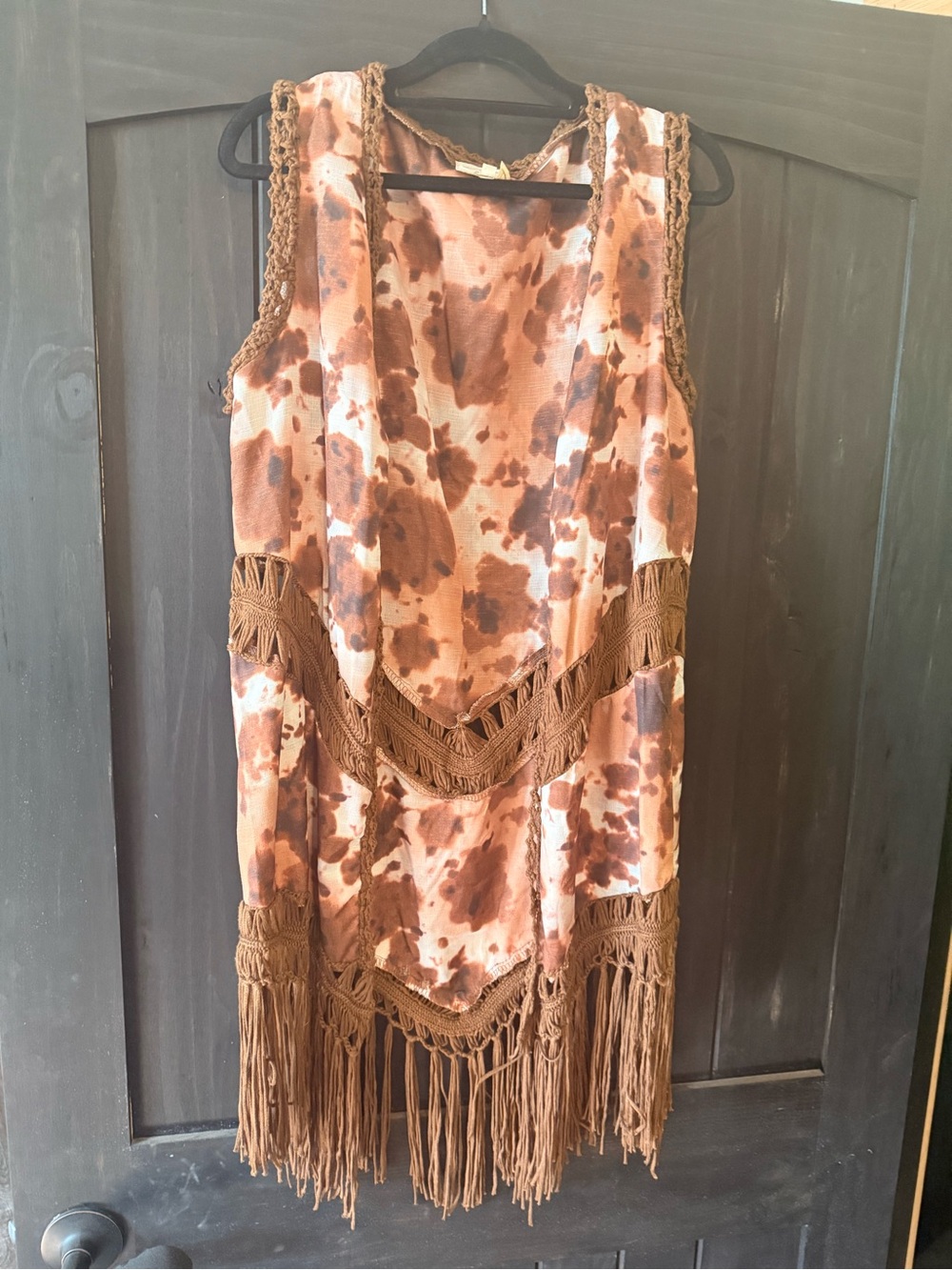 Fringed Tie-Dye Sleeveless cardigan in Brown and Beige